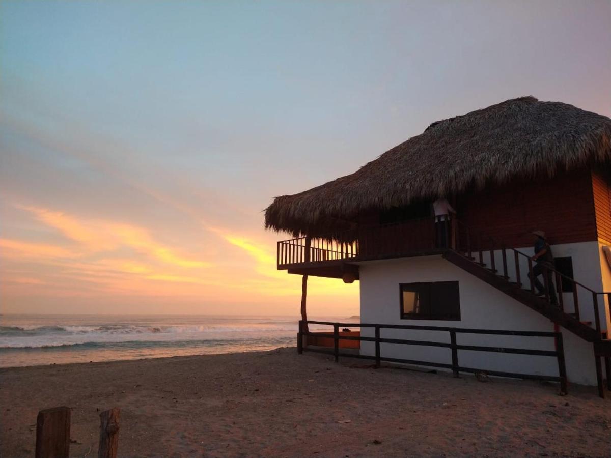 Cabanas Alta Mar Guayabas Exteriör bild